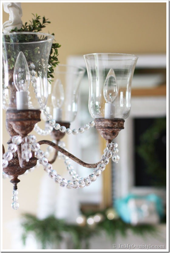 Remodelaholic 25+ DIY Chandeliers