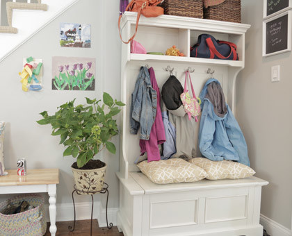 hall tree with storage bench | 100+ Beautiful Mudrooms and Entryways at Remodelaholic.com