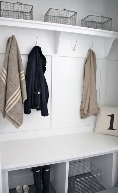country mudroom | 100+ Beautiful Mudrooms and Entryways at Remodelaholic.com