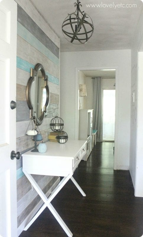 plank wall entry | 100+ Beautiful Mudrooms and Entryways at Remodelaholic.com