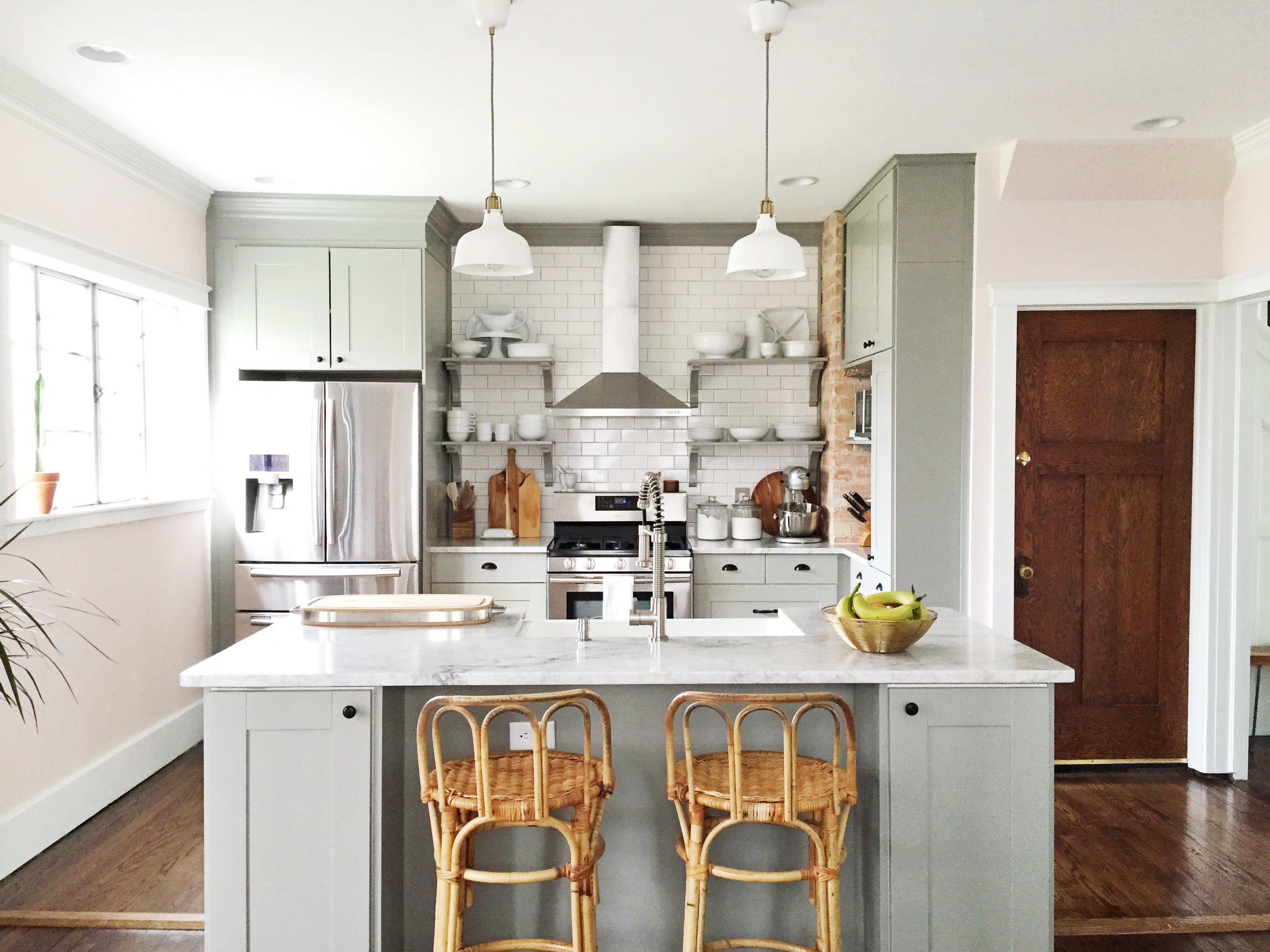 Whitney's Beautiful DIY Kitchen (with IKEA Cabinets!) | Remodelaholic