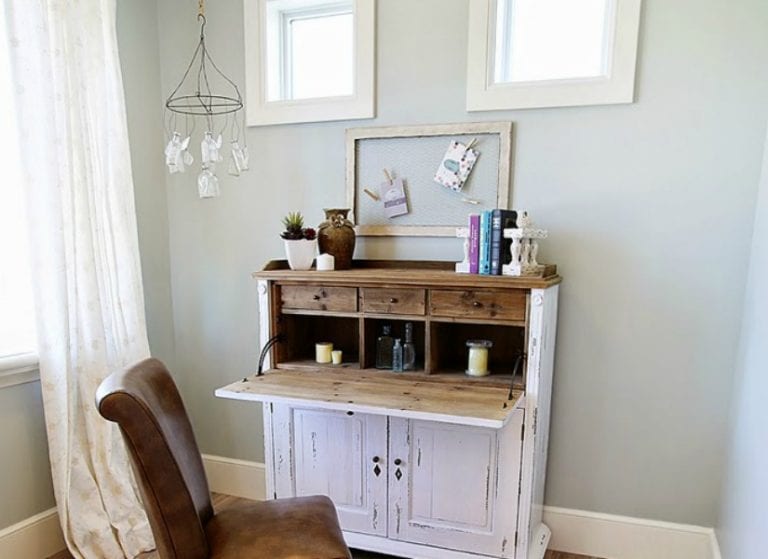 Color Spotlight: Silver Strand by Sherwin-Williams
