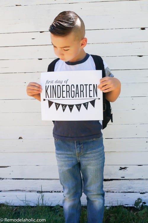 Printable Set: First Day of School Signs | Remodelaholic