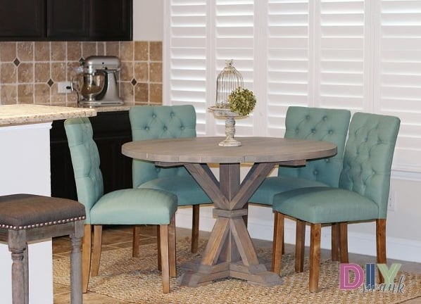 Friday Favorites Scalloped Centerpiece Outdoor Bench