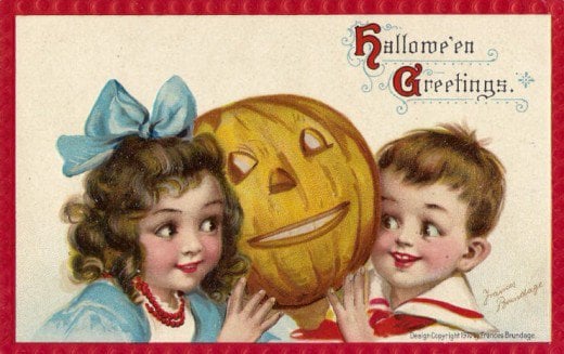 Add something fun and unique to your Halloween decor with one of these 30+ Free Printable Vintage Halloween Images featured on Remodelaholic.com