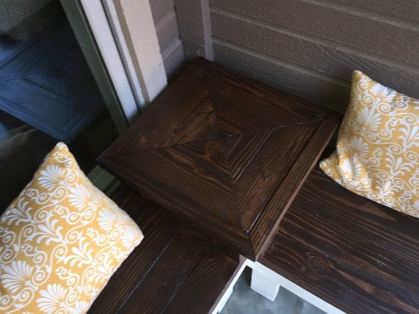 built-in end table on a corner bench DIY tutorial, Pinspiration Mommy featured on @Remodelaholic