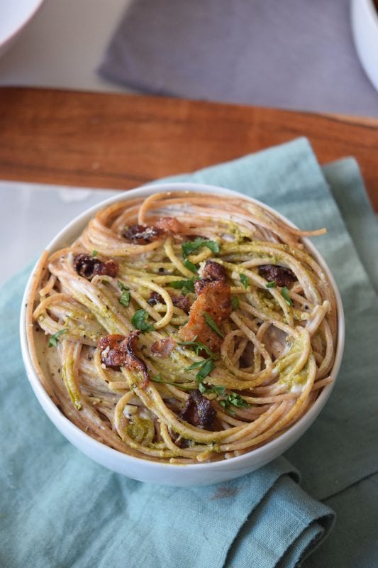 The perfect easy comfort food recipe for dinner. Creamy Pesto Pasta via remodelaholic.com