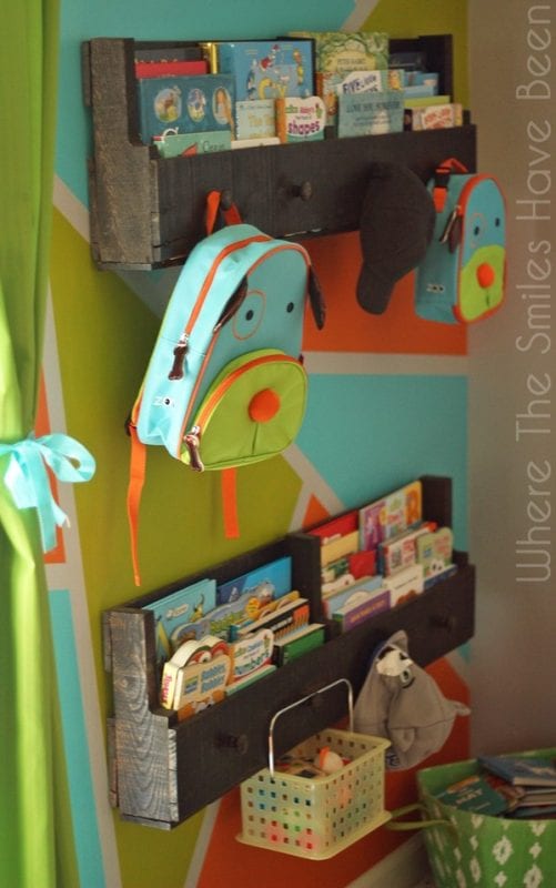 how-to-make-install-pallet-bookshelves-where-the-smiles