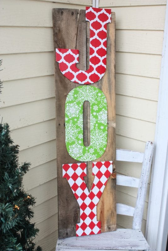 joy-christmas-pallet-sign-refabbed