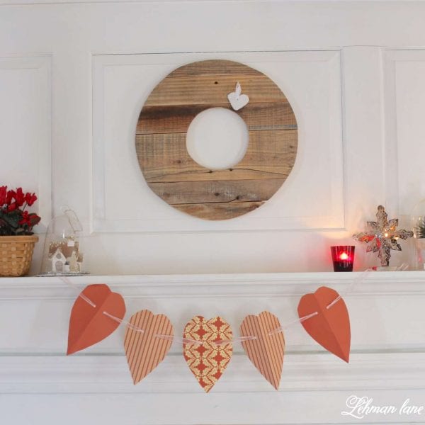 palet-wood-wreath-lehman-lane