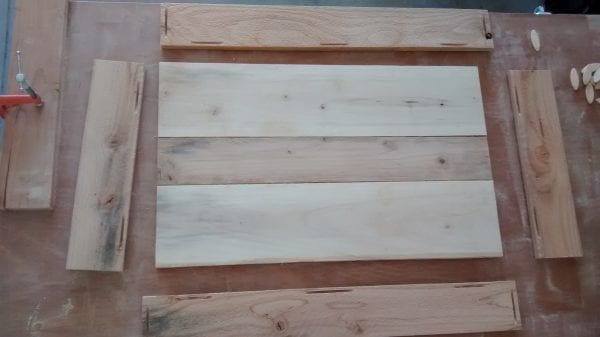remodelaholic-pallet-wood-tray-7a
