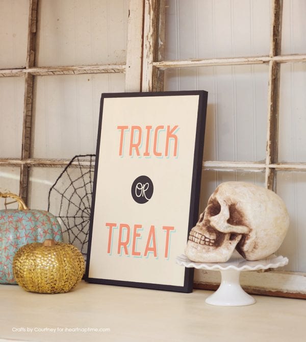Vintage Halloween Sign I Heart Naptime