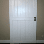 Cheap And Easy DIY Barn Door @Remodelaholic
