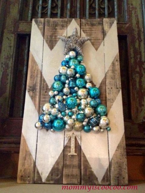 1448474295 1448301021 Chevron Pallet Christmas Tree Home Talk
