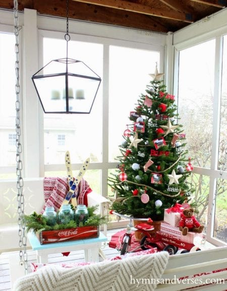 Add Some Holiday Cheer To The Entry Of Your Home With One Of These 20 Festive Christmas Porches You'll Love Featured On Remodelaholic.com