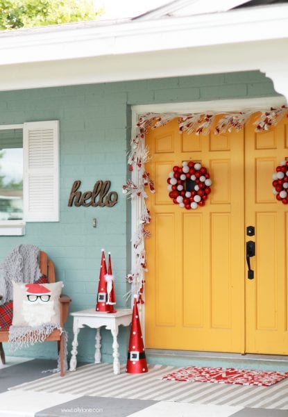 Add Some Holiday Cheer To The Entry Of Your Home With One Of These 20 Festive Christmas Porches You'll Love Featured On Remodelaholic.com