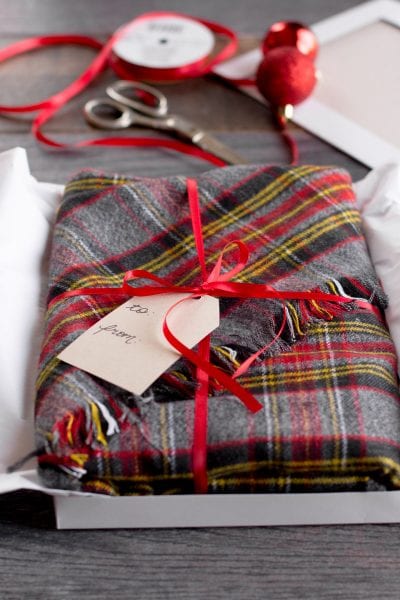 Looking to make something special for gift giving this holiday season? Try one of these 20 Fantastic DIY Gifts for under $20 featured on Remodelaholic.com