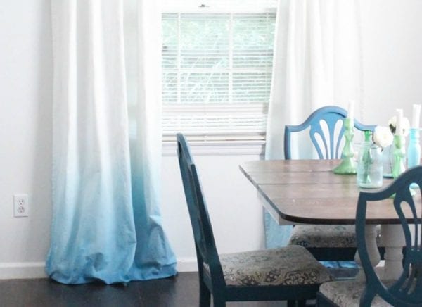 DIY Ombre Curtains With No Dipping By Lovely Etc Featured On @Remodelaholic
