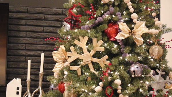 Rutic Woodland Chritsmas Tree Tutorial @remodelaholic 3