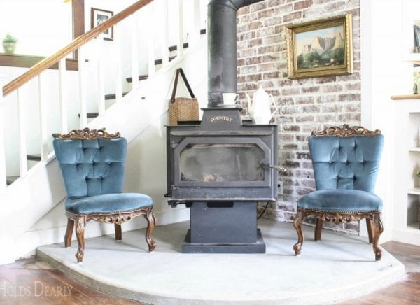 Feat Tutorial For DIY Concrete Hearth By She Holds Dearly Featured On @Remodelaholic