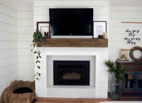 Feat Mantel And Fireplace Makeover @Remodelaholic