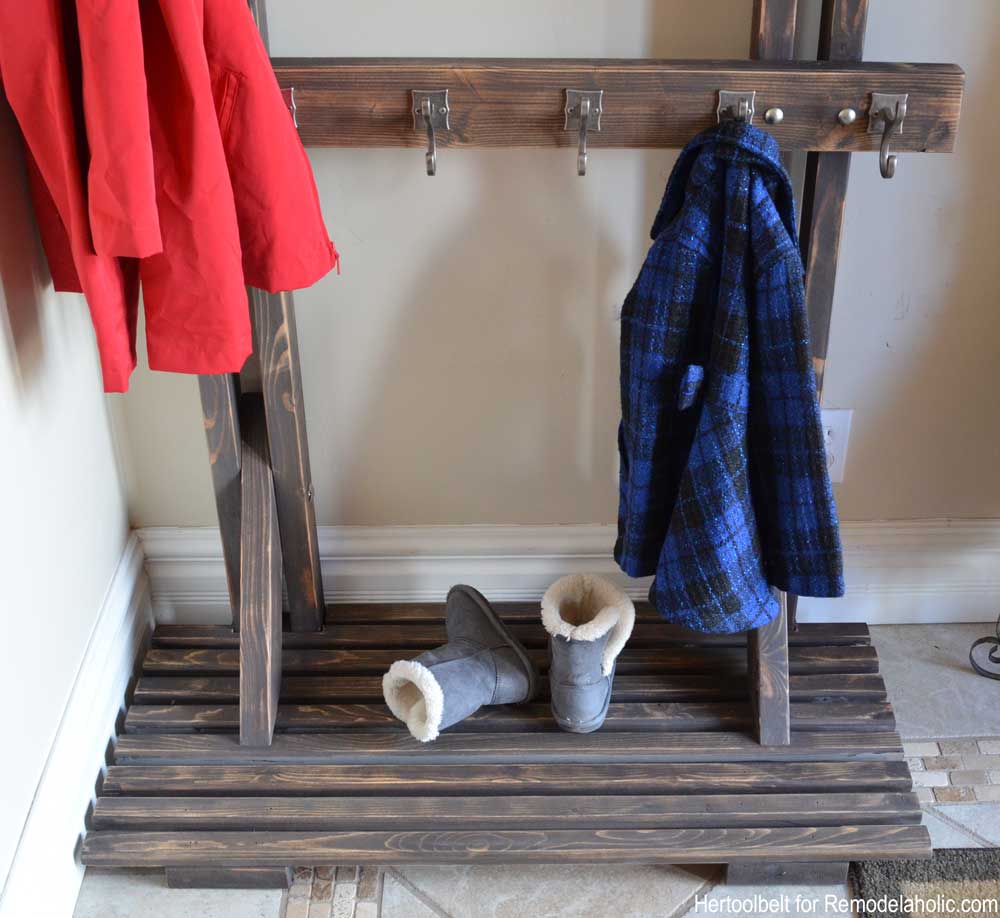 DIY Hall Tree Coat Rack (inspired by Pottery Barn) Remodelaholic