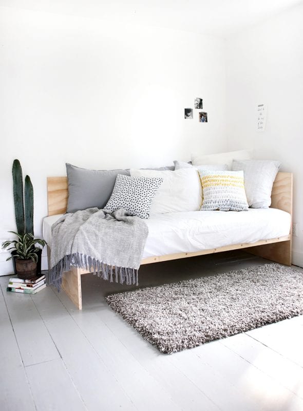 DIYPlywoodDaybed1