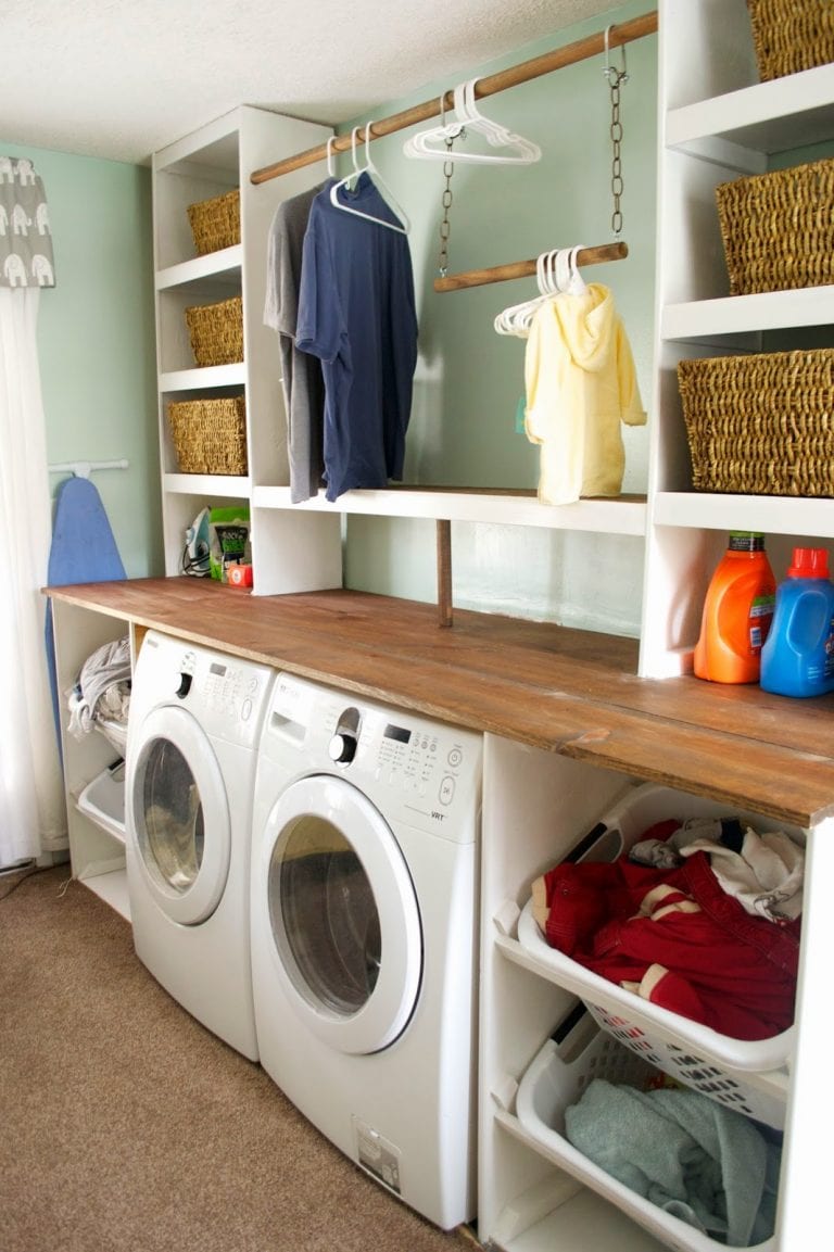 Friday Favorites: Useful and Pretty Built-Ins | Remodelaholic