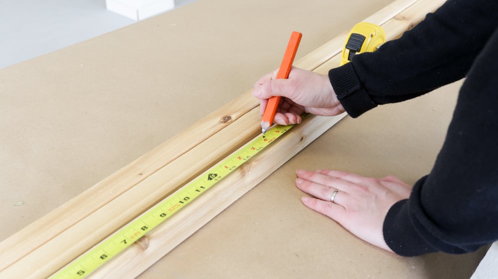 DIY Reclaimed Wood Coffee Table 2 This Mamas Dance