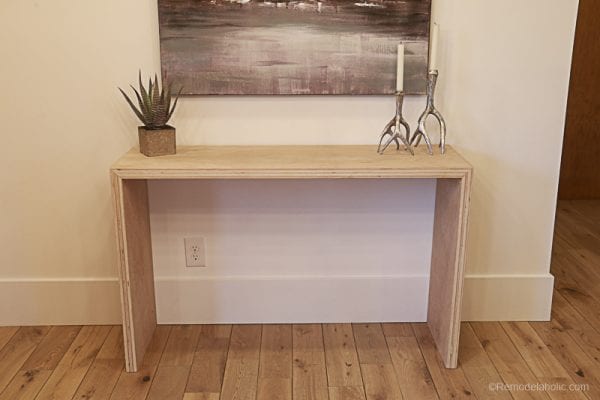 Plywood is a great material for building furniture. Get inspired with one of these 25+ Stunning plywood furniture DIY Projects featured on Remodelaholic.com
