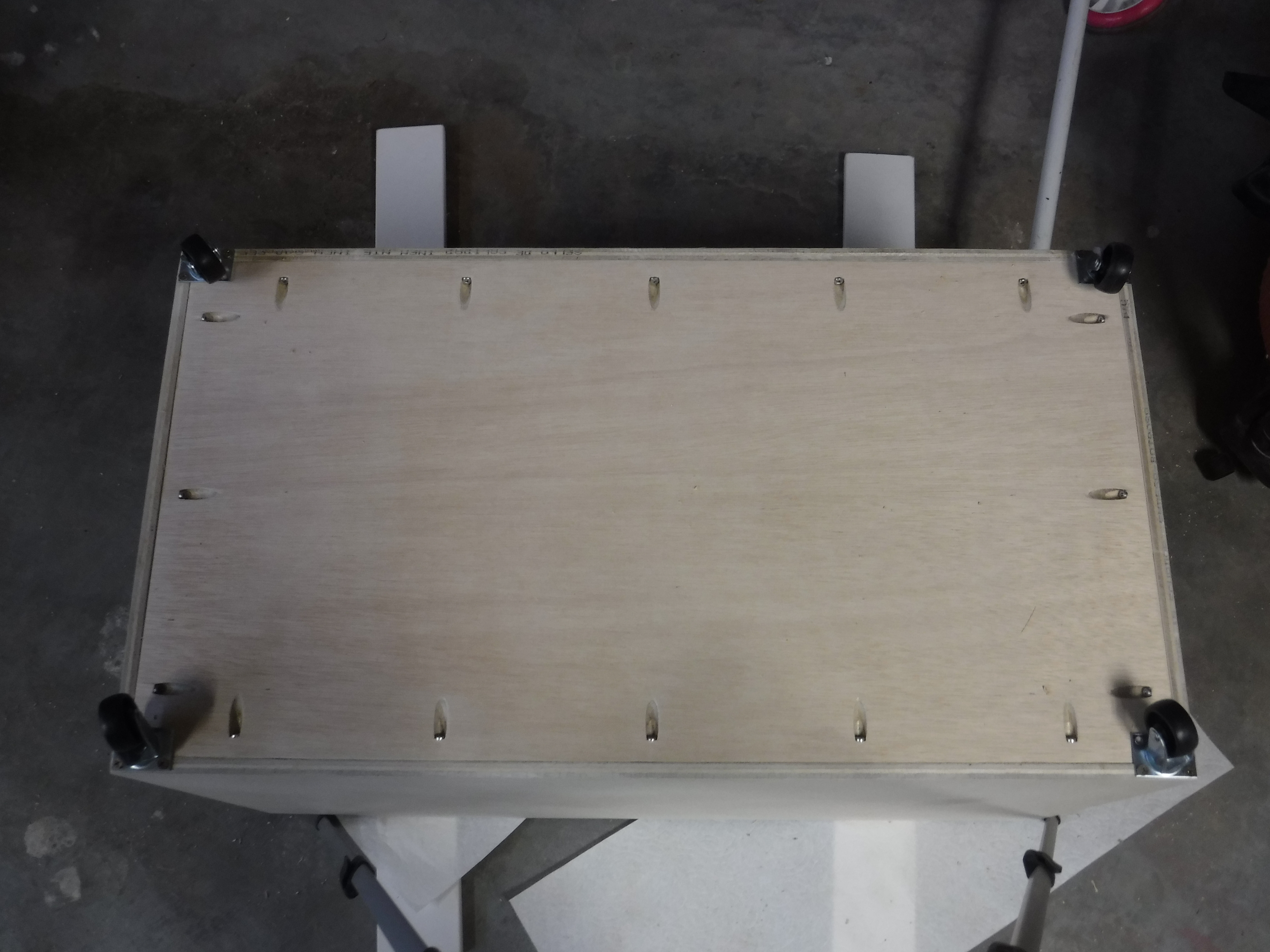 How to Build a Plywood Toy Storage Box with Wheels | Remodelaholic