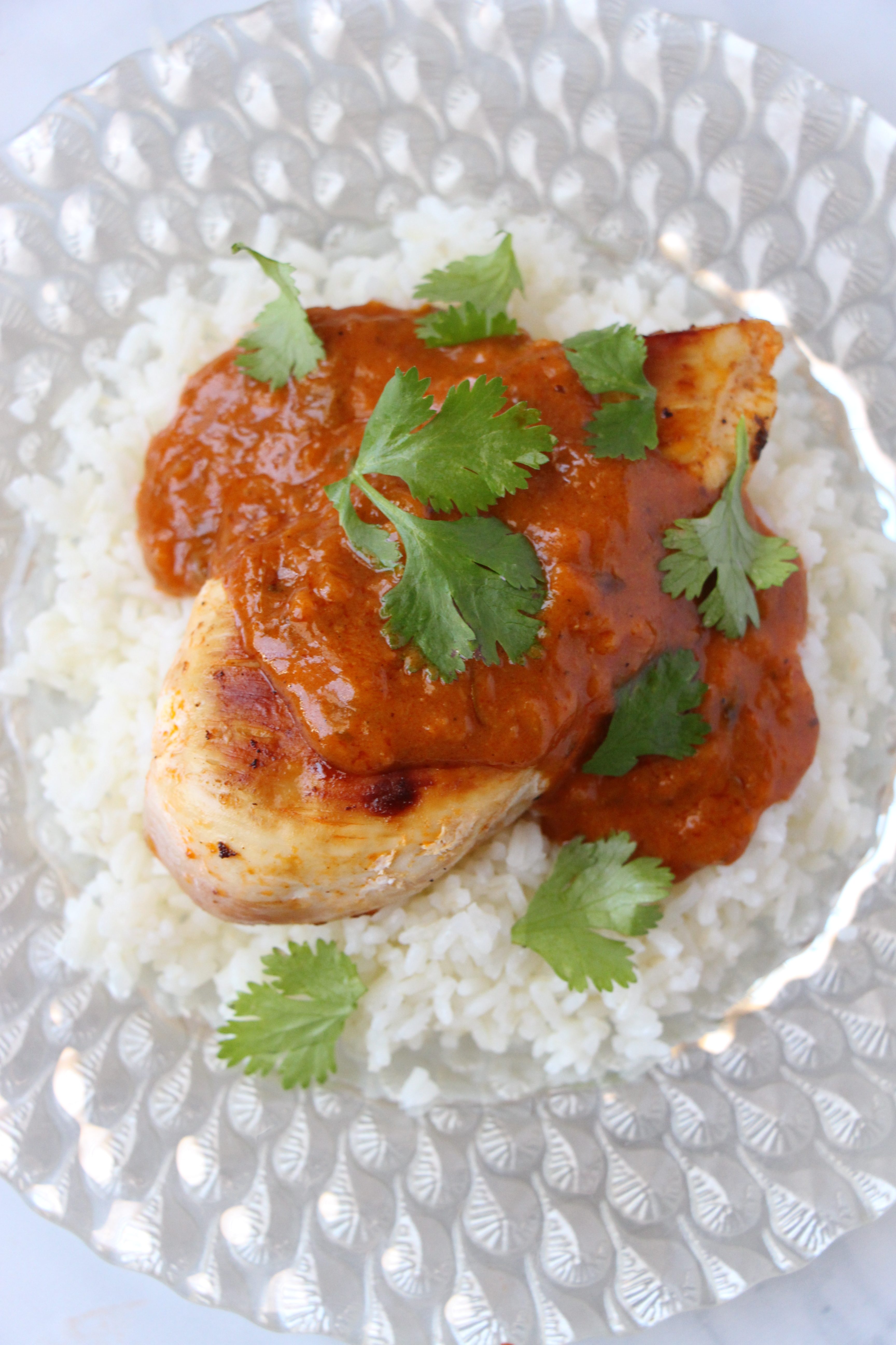 A simple and quick dinner recipe for 10 minute butter chicken via Remodelaholic.com