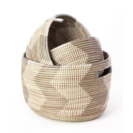 Bold Wallpaper Decor Tips, Woven Baskets