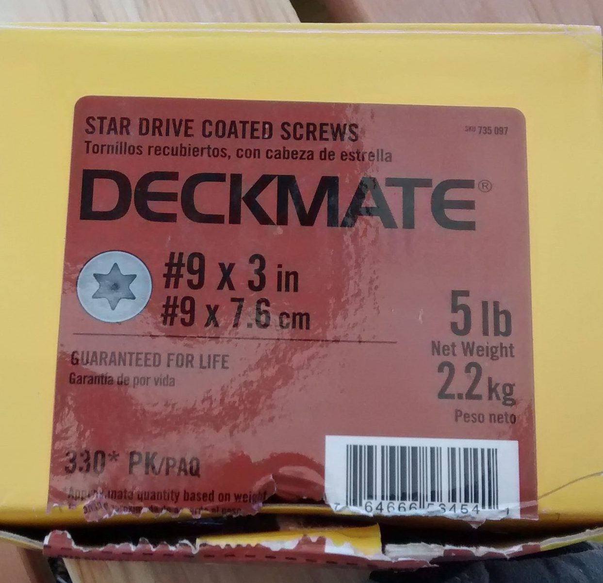 How to Build Space-Saving Deck Benches for a Small Deck | Remodelaholic