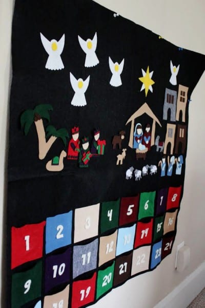 Advent Nativity Felt Side View