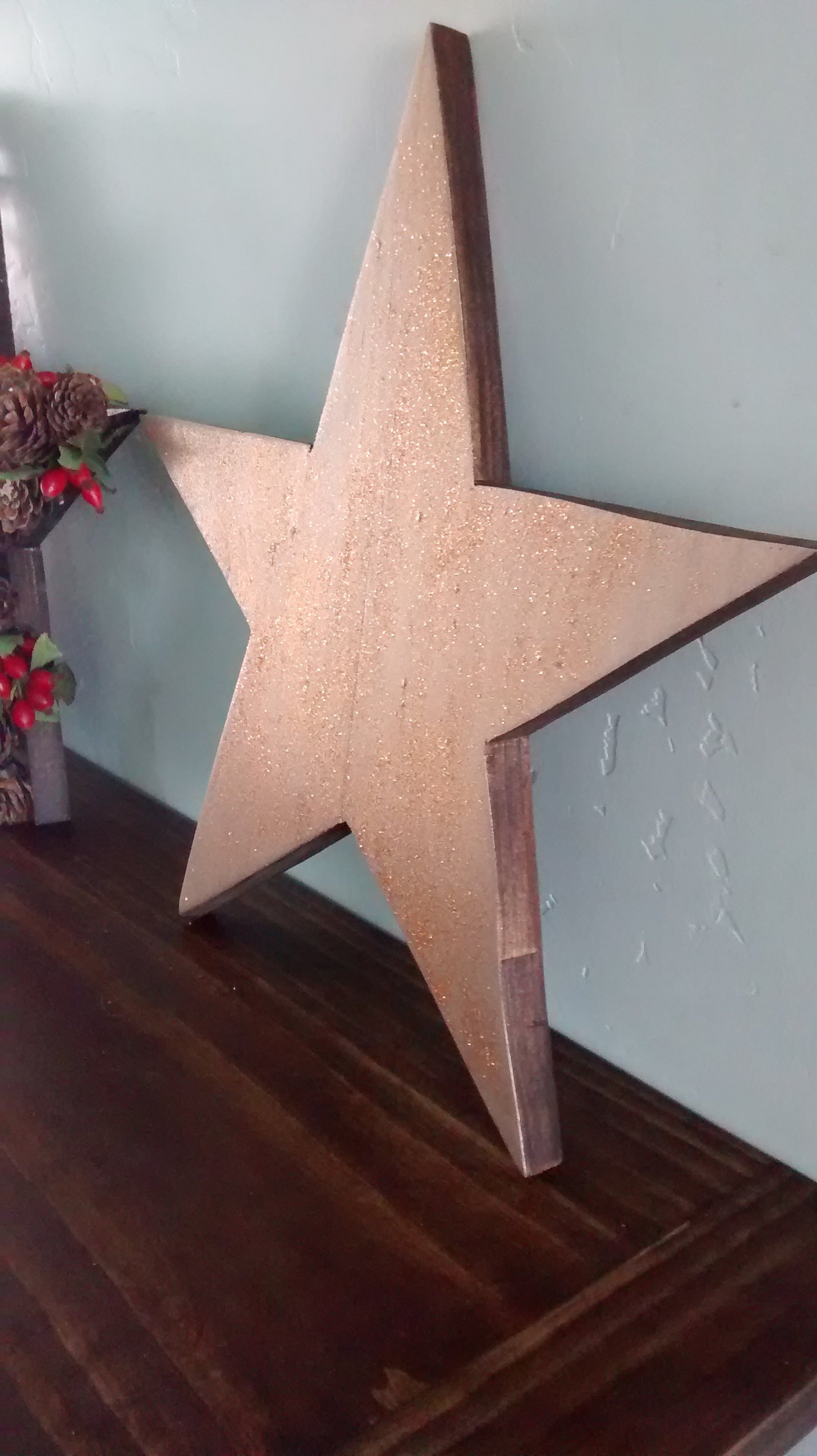 Easy DIY Wooden Christmas Stars, 3 Different Ways, from One Board