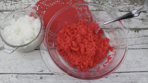 A Fun, Festive Beauty Gift For Christmas. Candy Cane Sugar Scrub Recipe Via Remodelaholic.com
