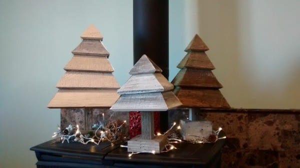 Krista Fuhriman Remodelaholic 3d Christmas Trees Photos By Fireplace (5)