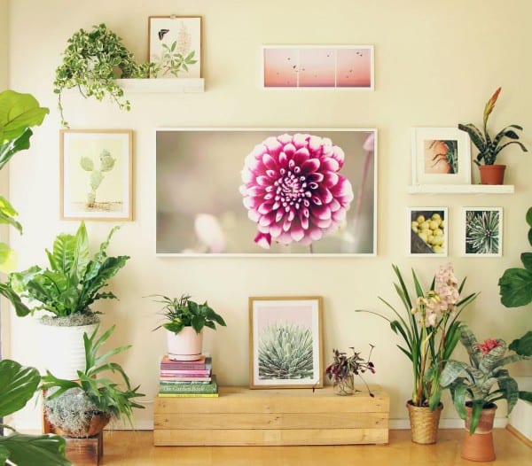 Best DIY Tutorials And Tips, TV Gallery Wall A Piece Of Rainbow