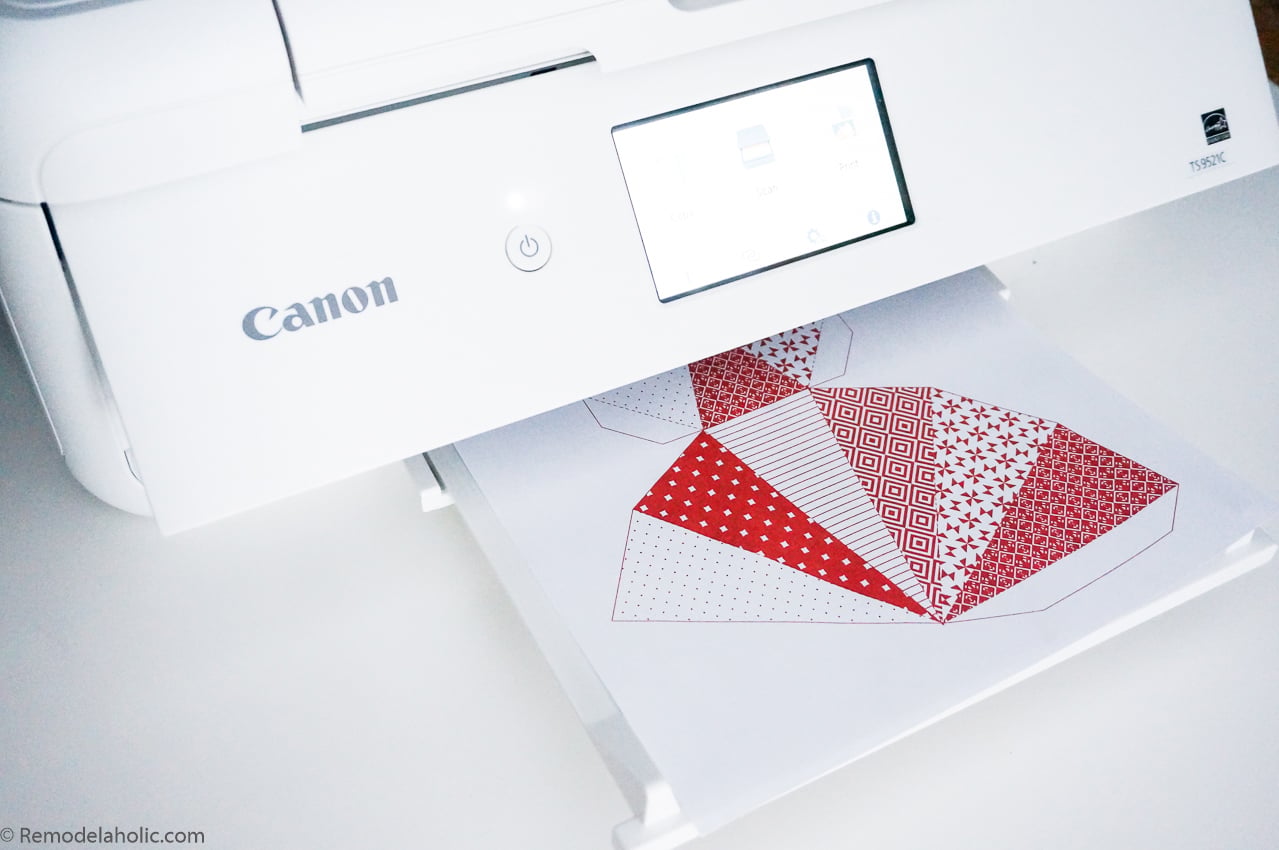 Printable Christmas Decorations and Paper Ornaments | Remodelaholic