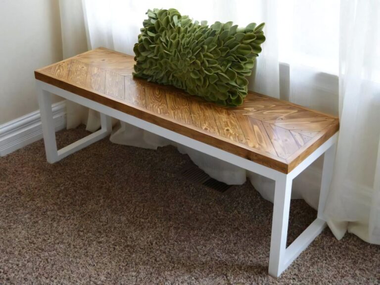 Craft Your Comfort: 29 Must-Try DIY Bench Projects! | Remodelaholic