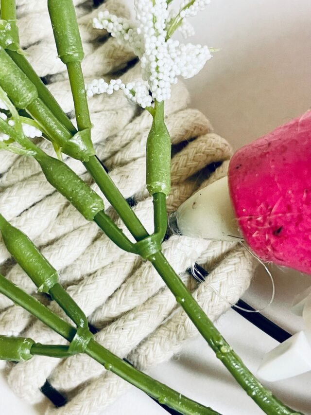 How to Make a Super Simple Woven Rope Wreath for Any Season | Remodelaholic