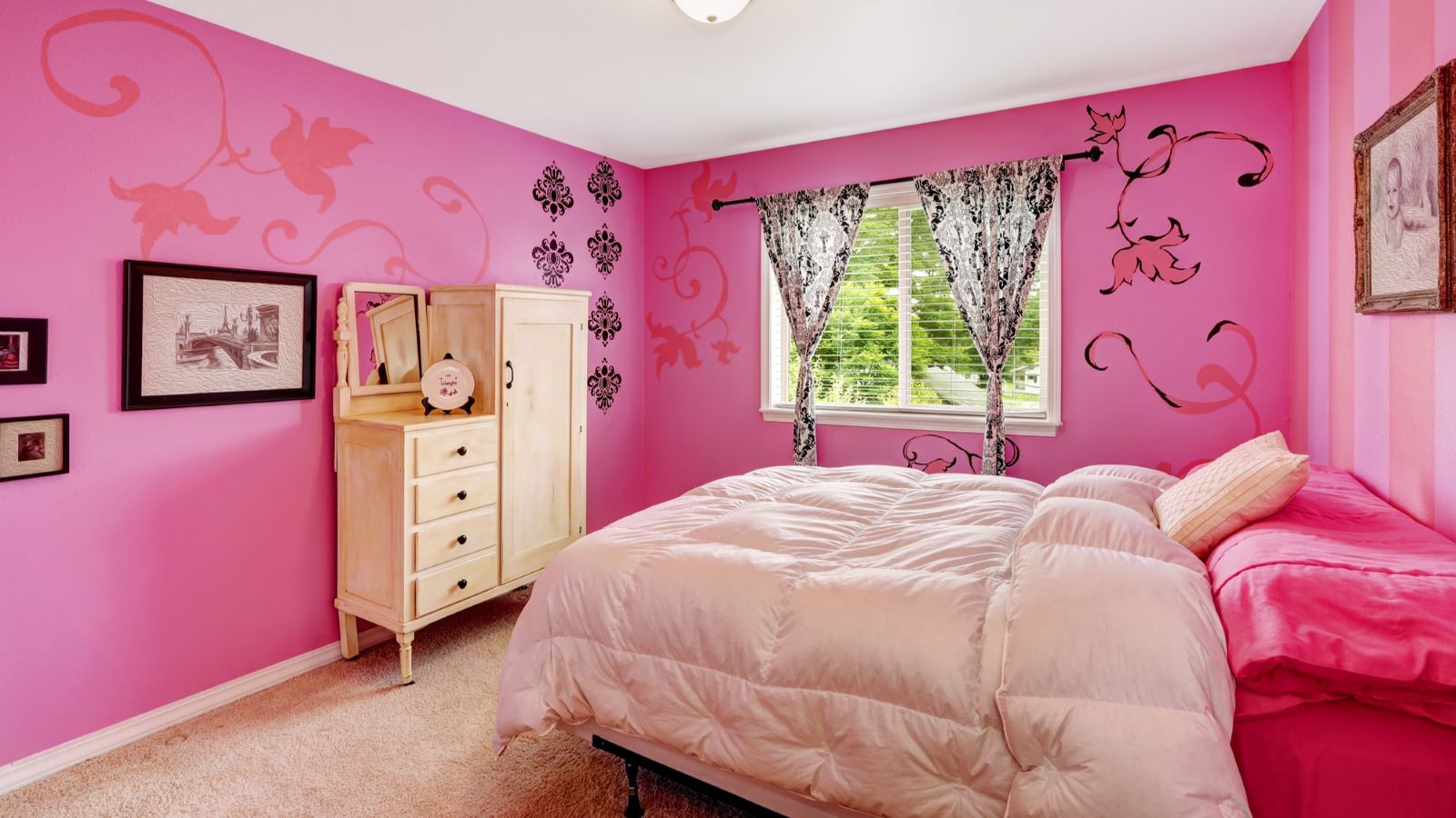 Princess Paradise: 12 Magical Room Ideas for Your Girl! | Remodelaholic, image size:1600x900