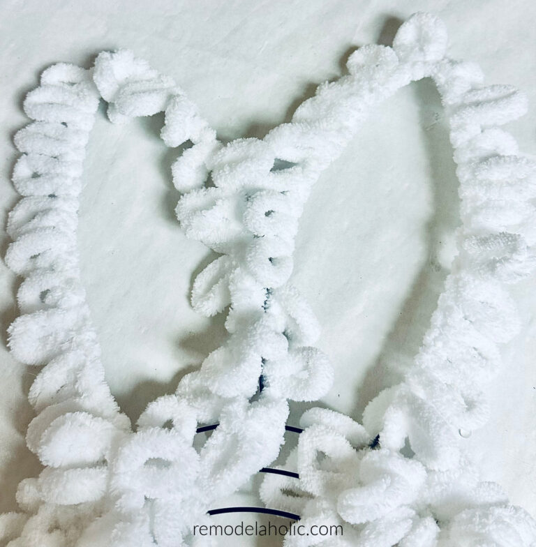 Easy 30-Minute DIY Dollar Tree Bunny Wreath for Easter | Remodelaholic