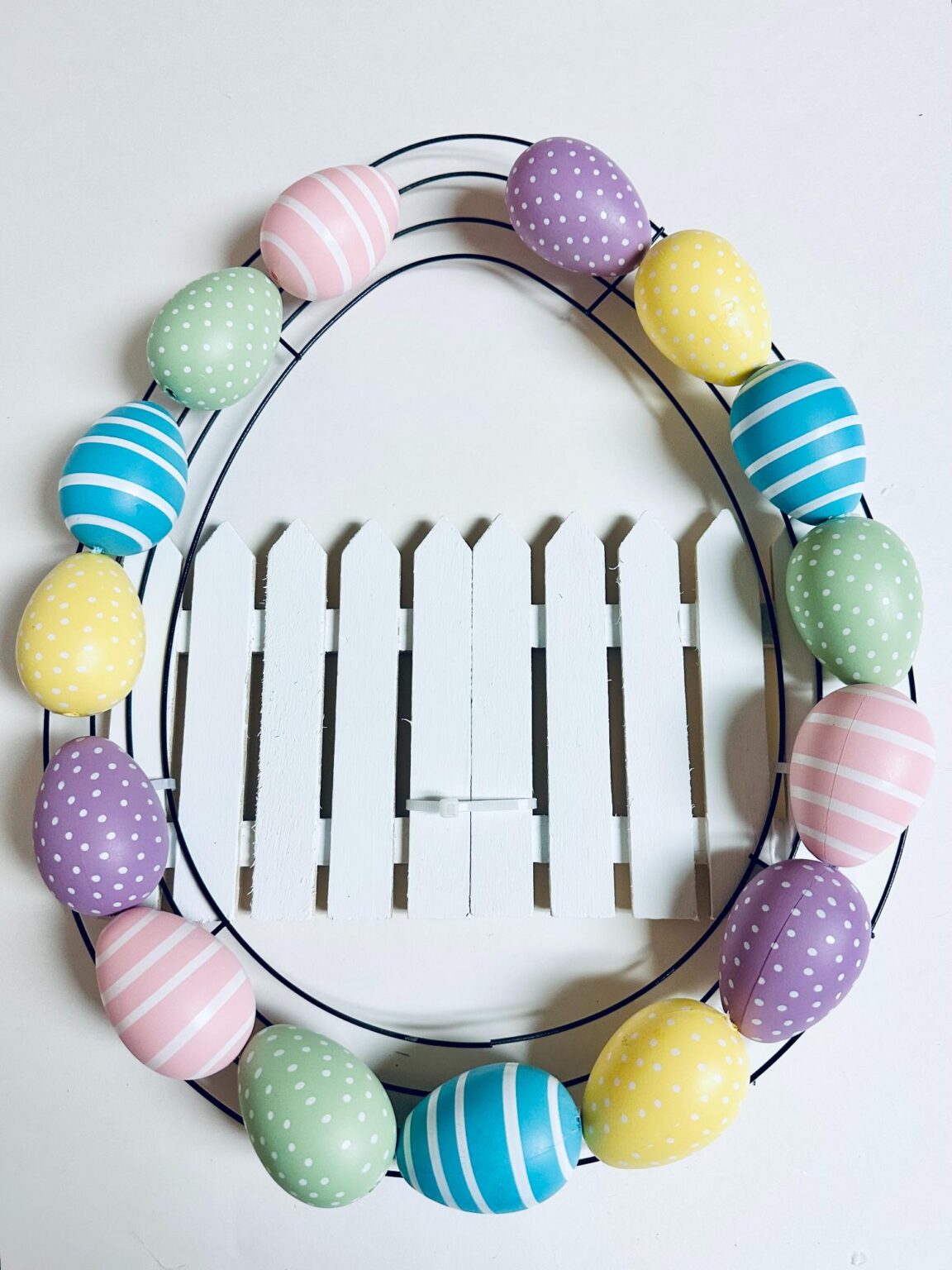 Whimsical Dollar Tree Bunny Butt Easter Egg Wreath DIY | Remodelaholic